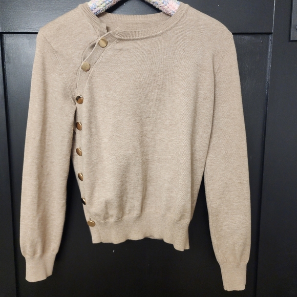 Commense Asymmetric Button Knit Top  Camel Color Long Sleeve Gold Detail Size M - Picture 2 of 11
